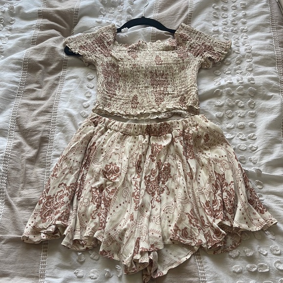 Two Piece Set - Picture 2 of 2